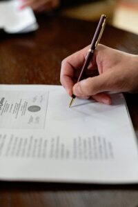 pexels-photo-8730982-8730982 conseiller en gestion de patrimoine indépendant